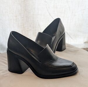 Elegant Black Women's Loafers